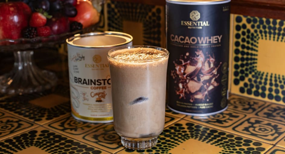 Essential Nutrition com shakes nutritivos para o seu pré e pós-treino no café da manhã no tivoli mofarrej são paulo
