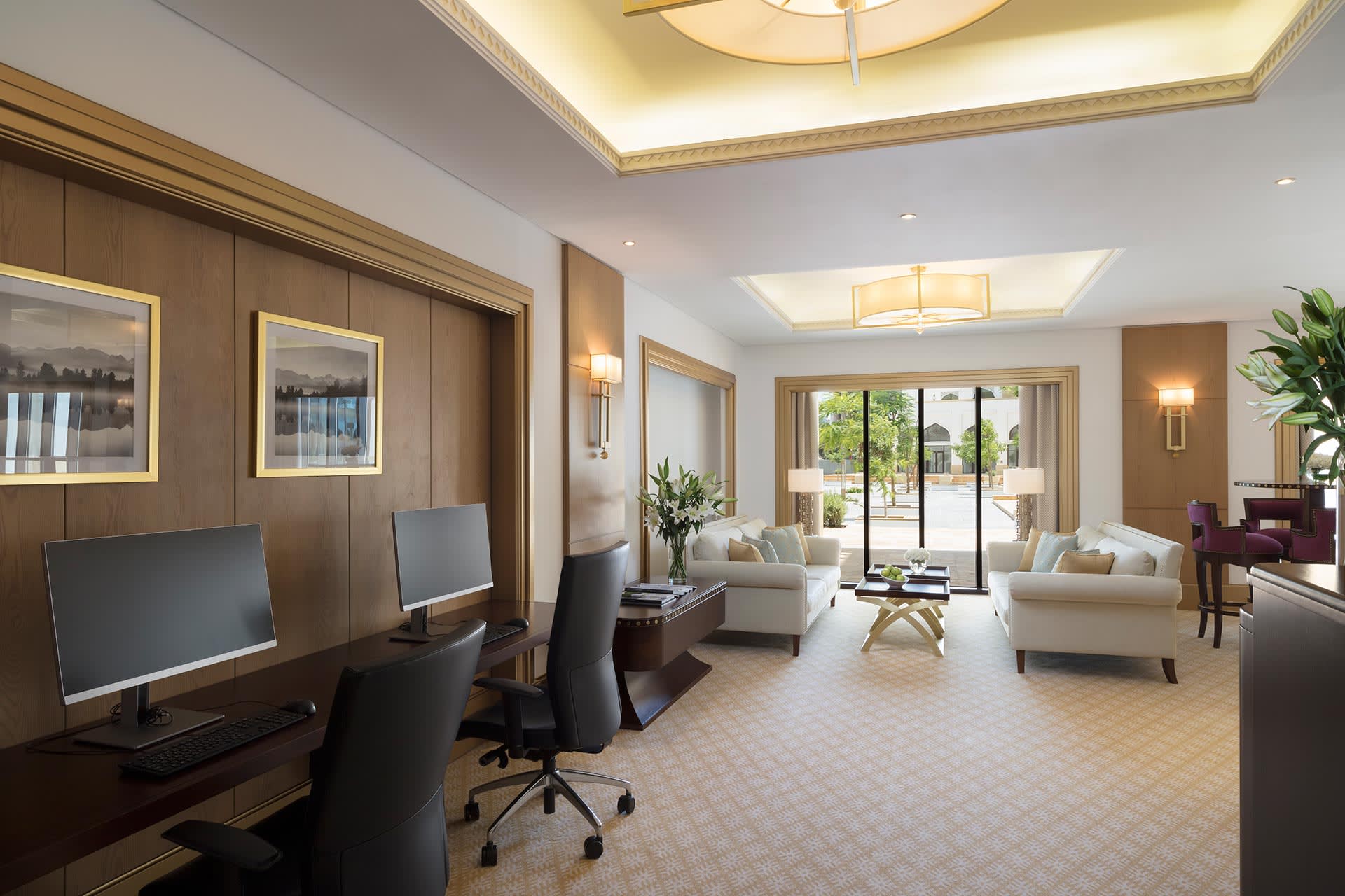 Al Najada Doha Hotel by Tivoli - Business Center