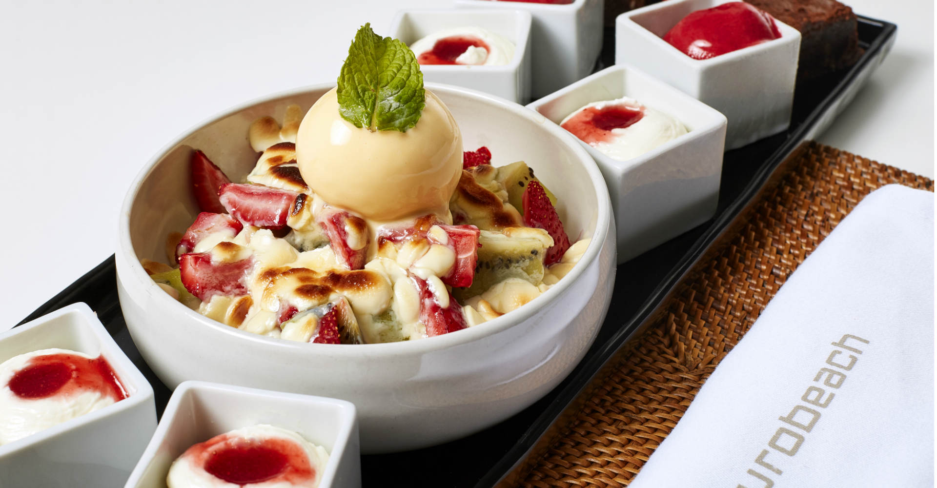 Restaurants And Bars At Tivoli Marina Vilamoura Algarve Resort